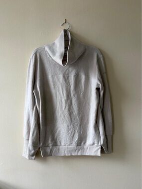 Alo Mock Neck Fleece Sweatshirt